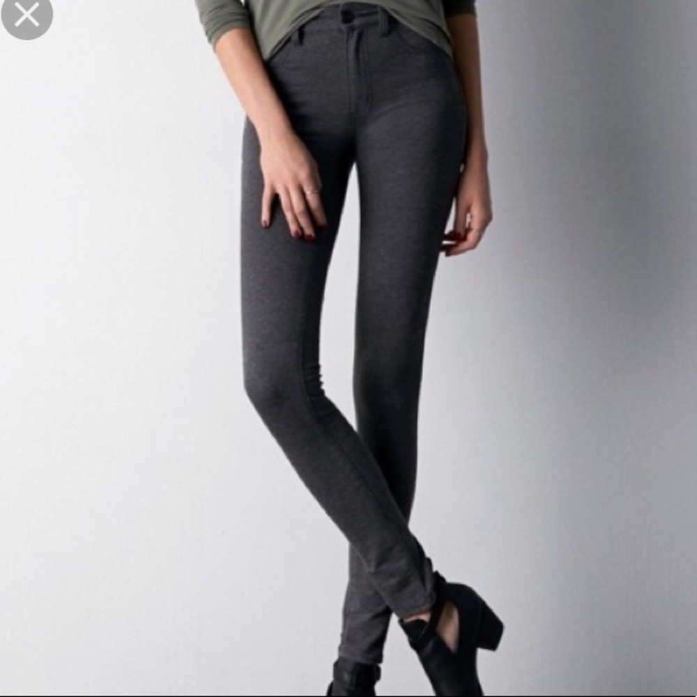 American Eagle Stretch Jegging
